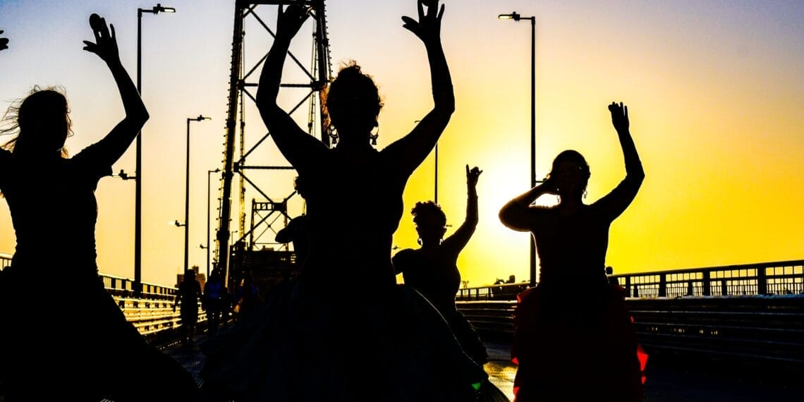 Fotógrafo lança livro e abre exposição com registros de SC em Florianópolis