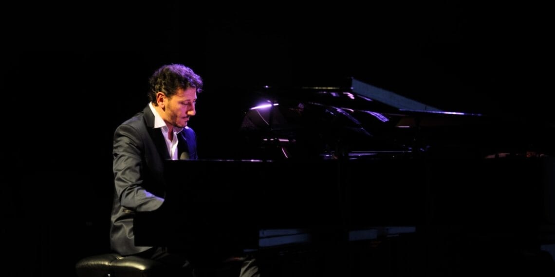 Derico Sciotti abre a agenda especial dos Namorados no Jazzinn