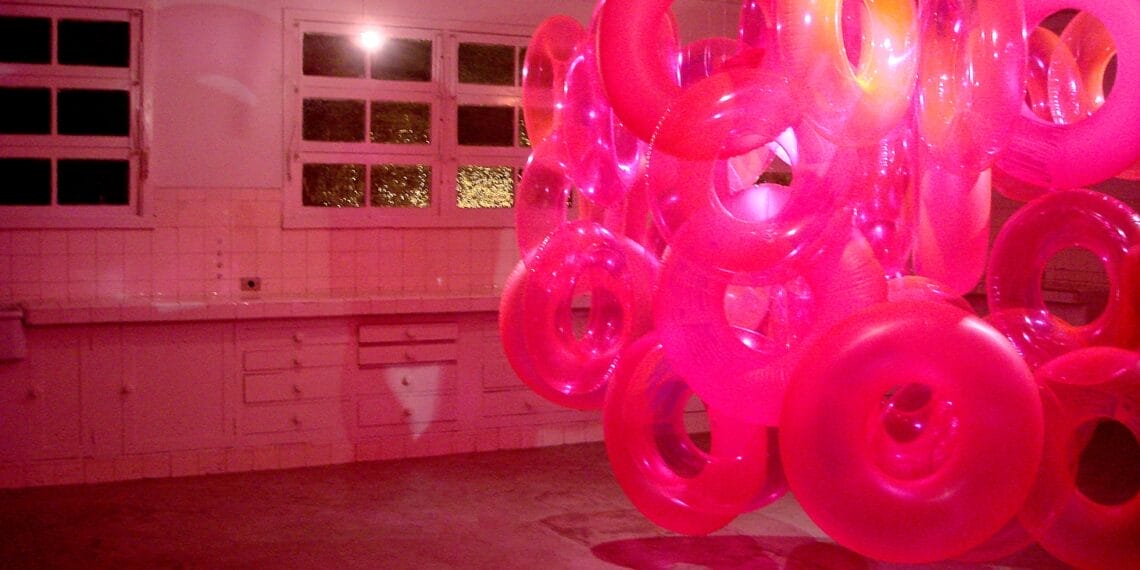 Roberta Tassinari apresenta “Croma” na Fundação Cultural Badesc