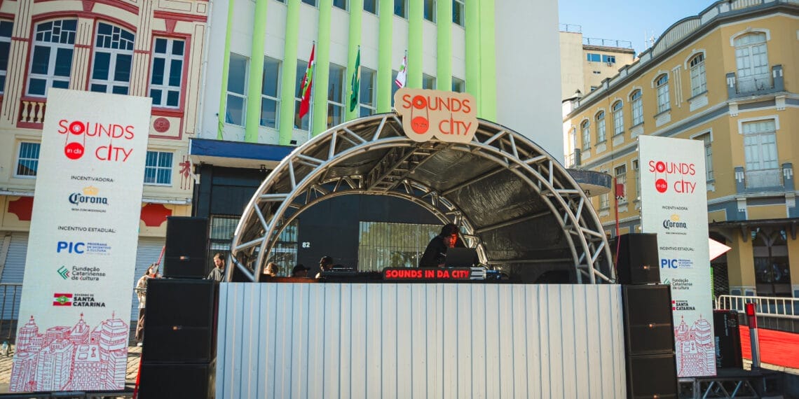 Sounds in da City ocupa cabeceira da Ponte Hercílio Luz neste domingo (7)