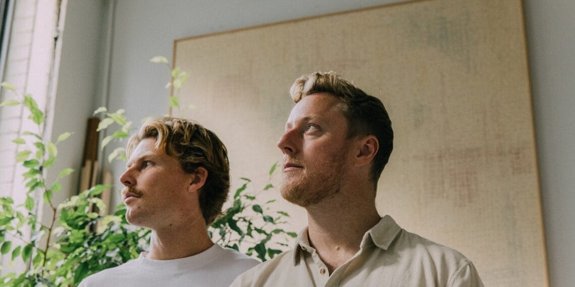 Hollow Coves, indie folk da Austrália, estreia no Brasil em 2026