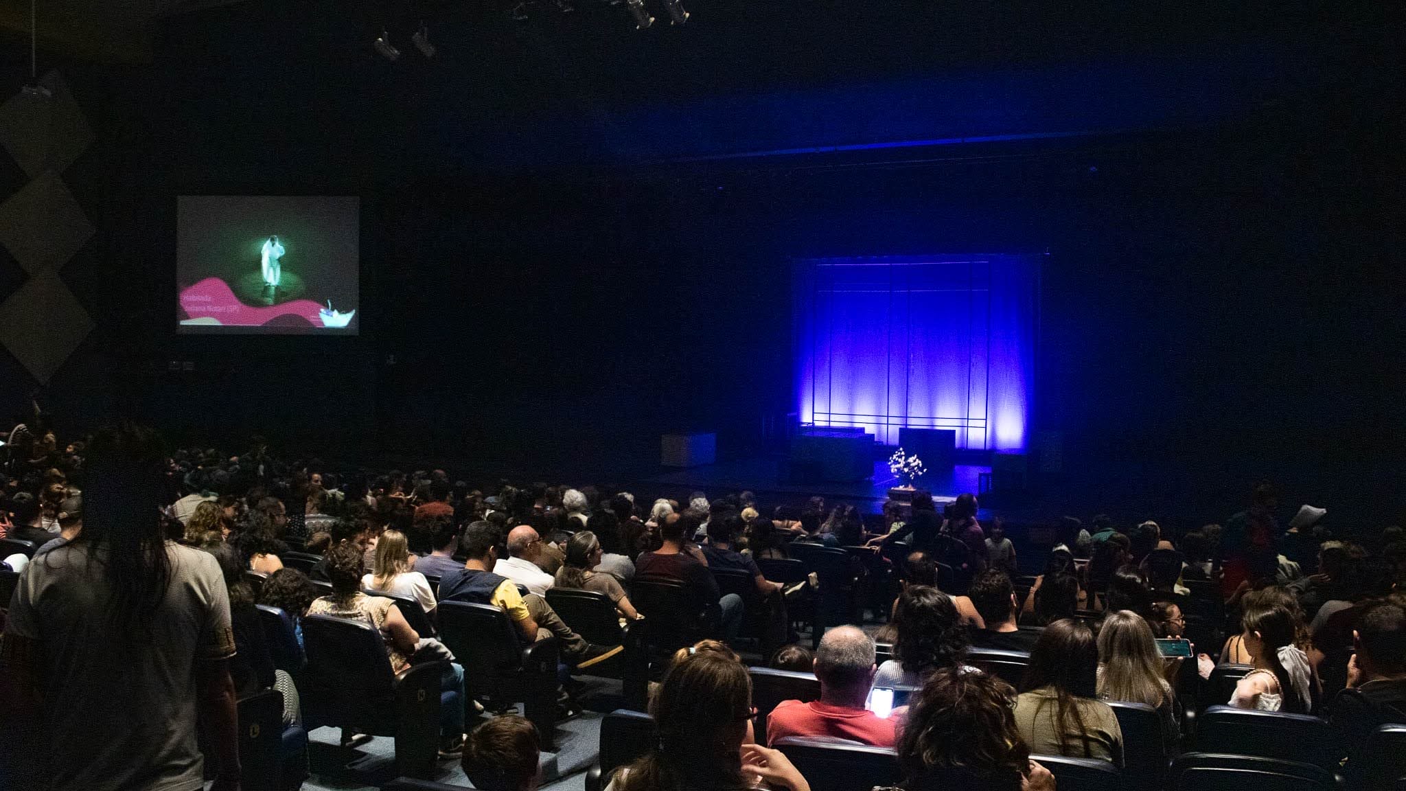 FITA completa 15 anos de trajetória e abre programação com a estreia nacional Edith & Me, de Yael Rasooly (França/Israel)