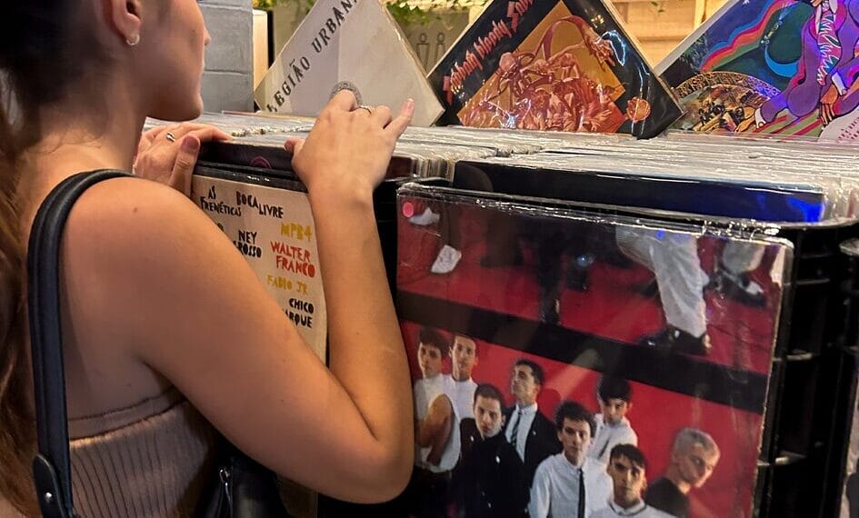 Led Zeppelin a Tim Maia: evento celebra cultura do vinil com feira e discotecagem no Centro de Florianópolis