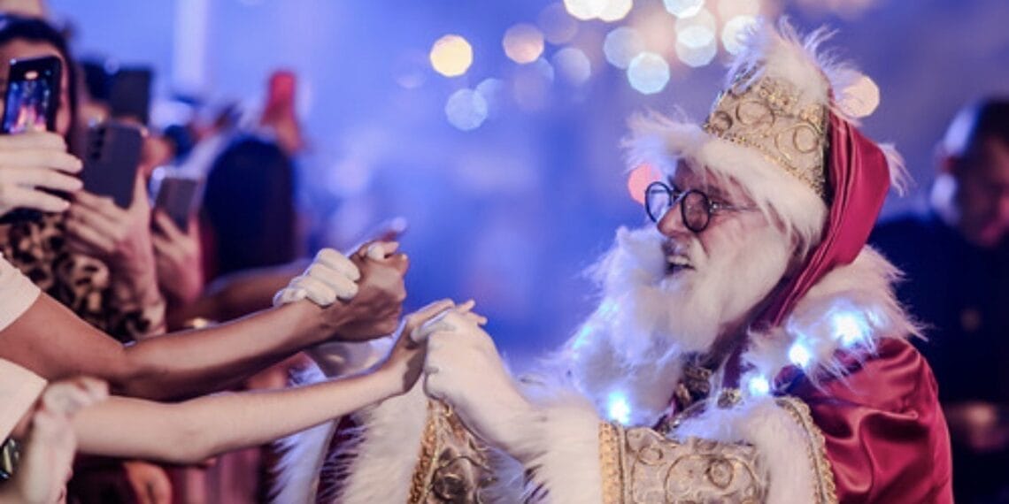 Desfile da Natal de Florianópolis terá atrações na Avenida Beira Mar Norte iluminada pela Aurora Boreal