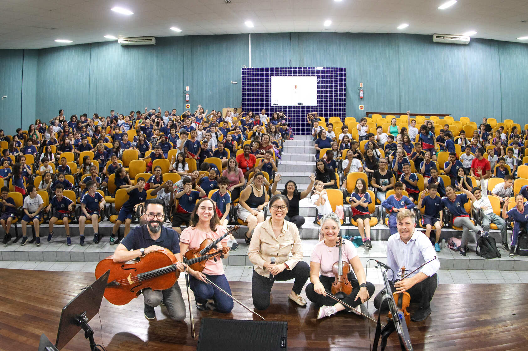 Projeto leva música clássica a escolas de Santa Catarina