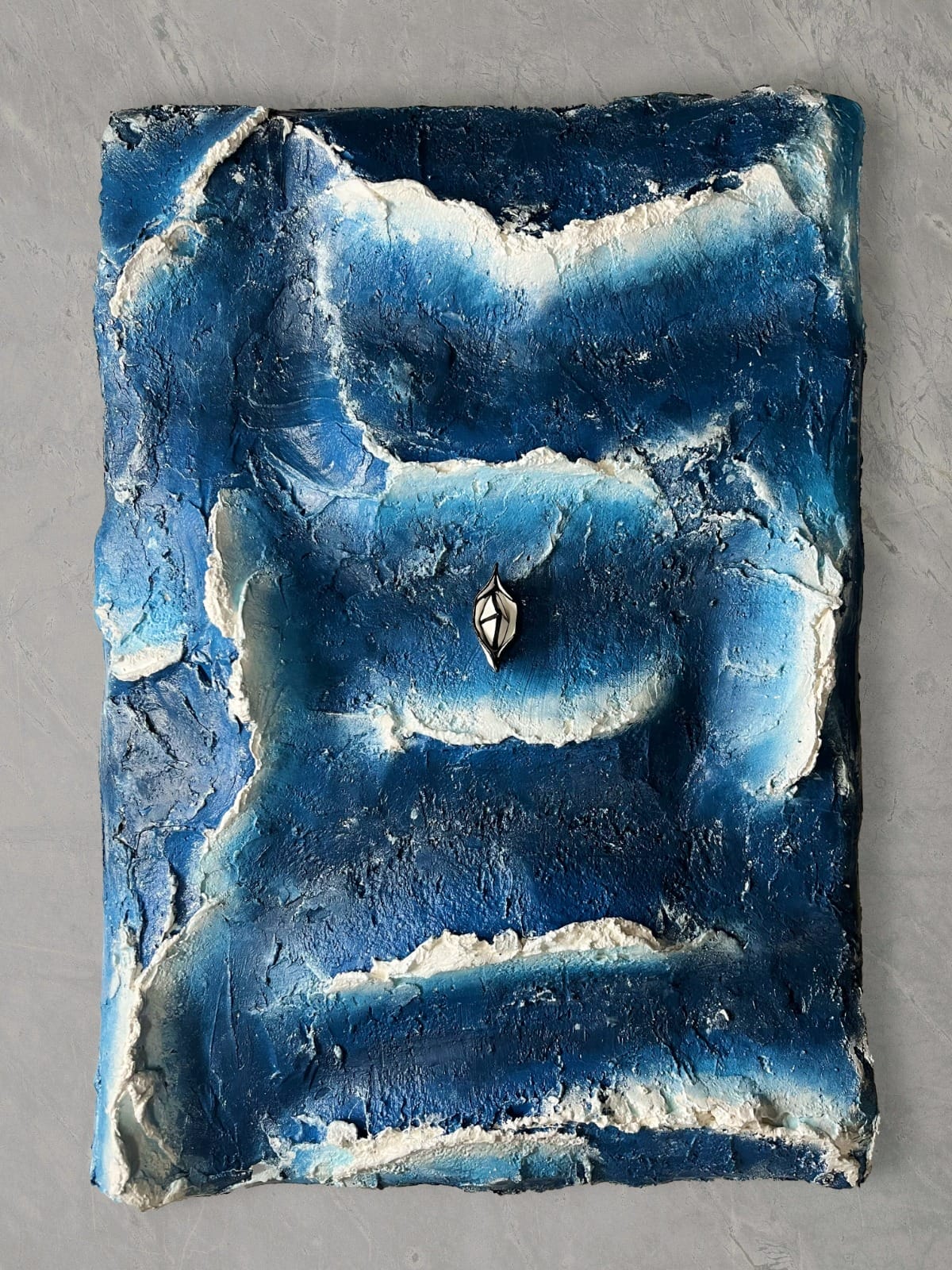 “Arquétipos” transforma conceitos da psicologia em obras visuais no Pátio Milano