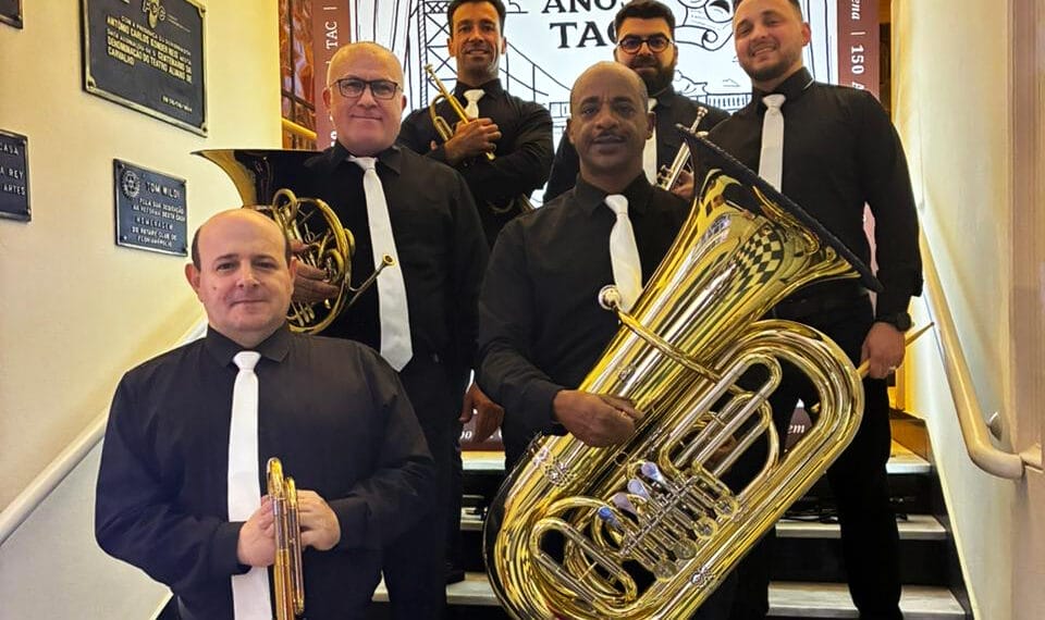 Quinteto de Metais da OSSCA apresenta concerto “Folhas ao Vento e Sopros de Metal” no TAC